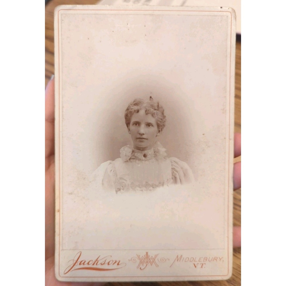 Antique Cabinet Card Young Woman Portrait Victorian Middlebury Vermont Jackson